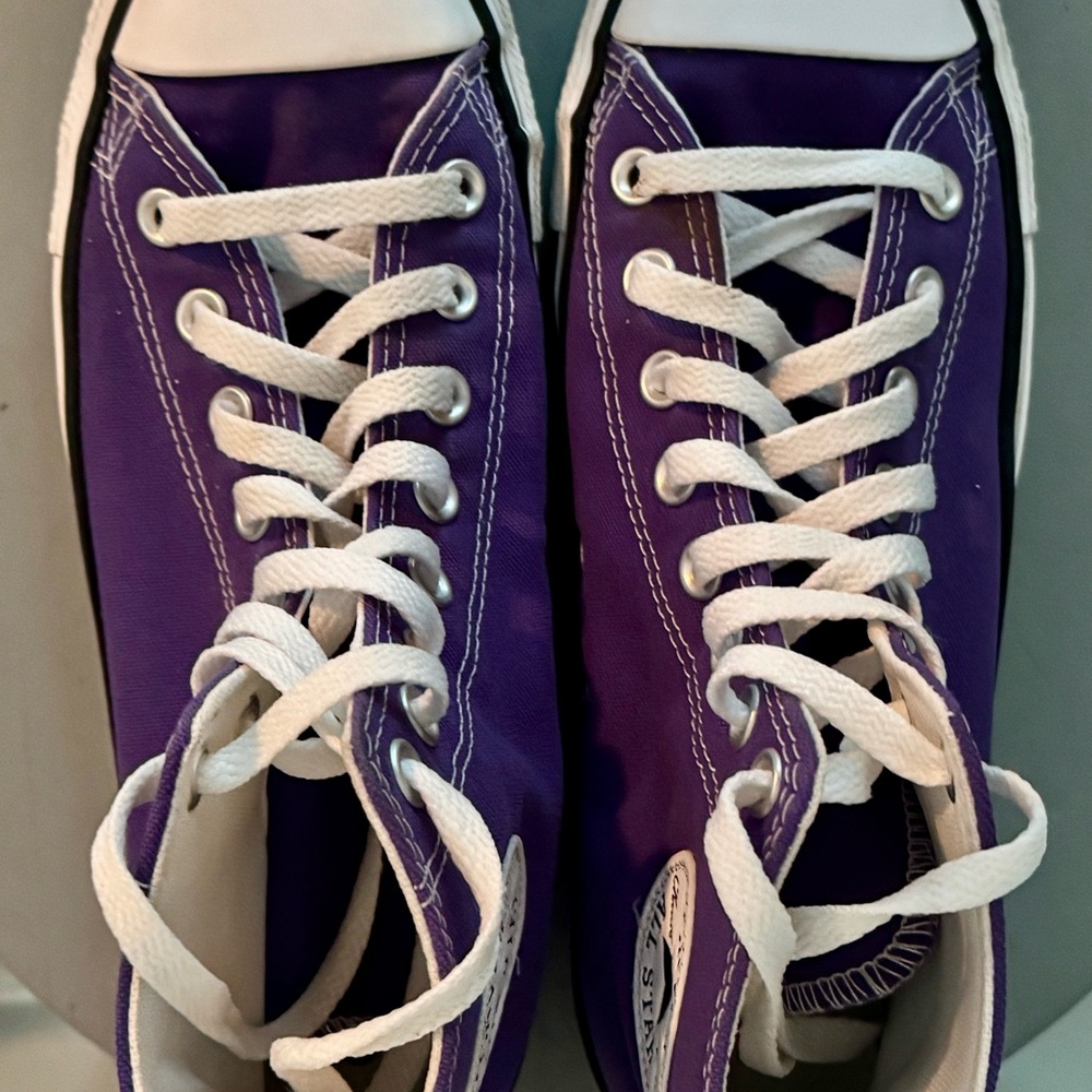 Converse Purple and White High-Top Sneakers Canvas Classic